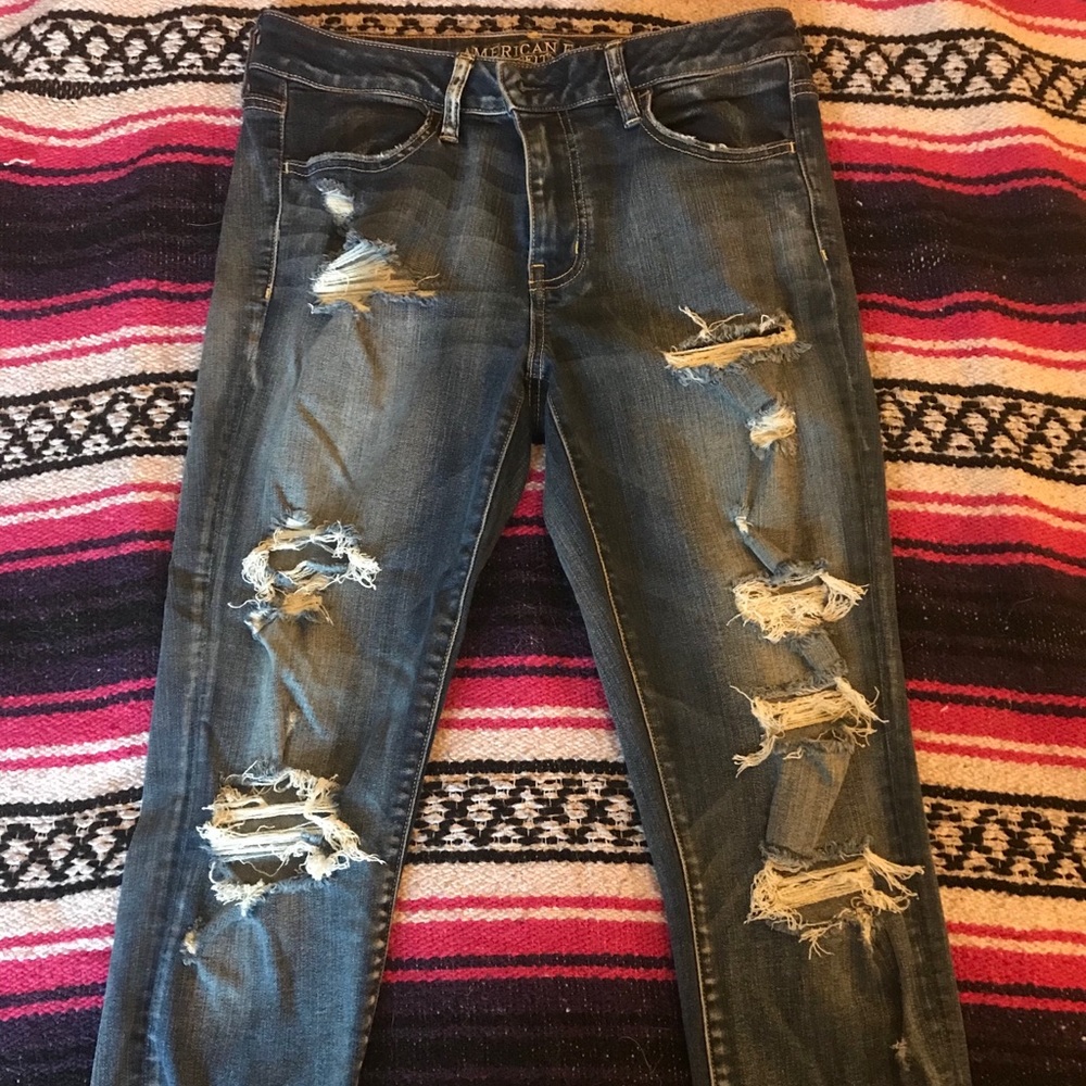 AE distressed cropped jeggings